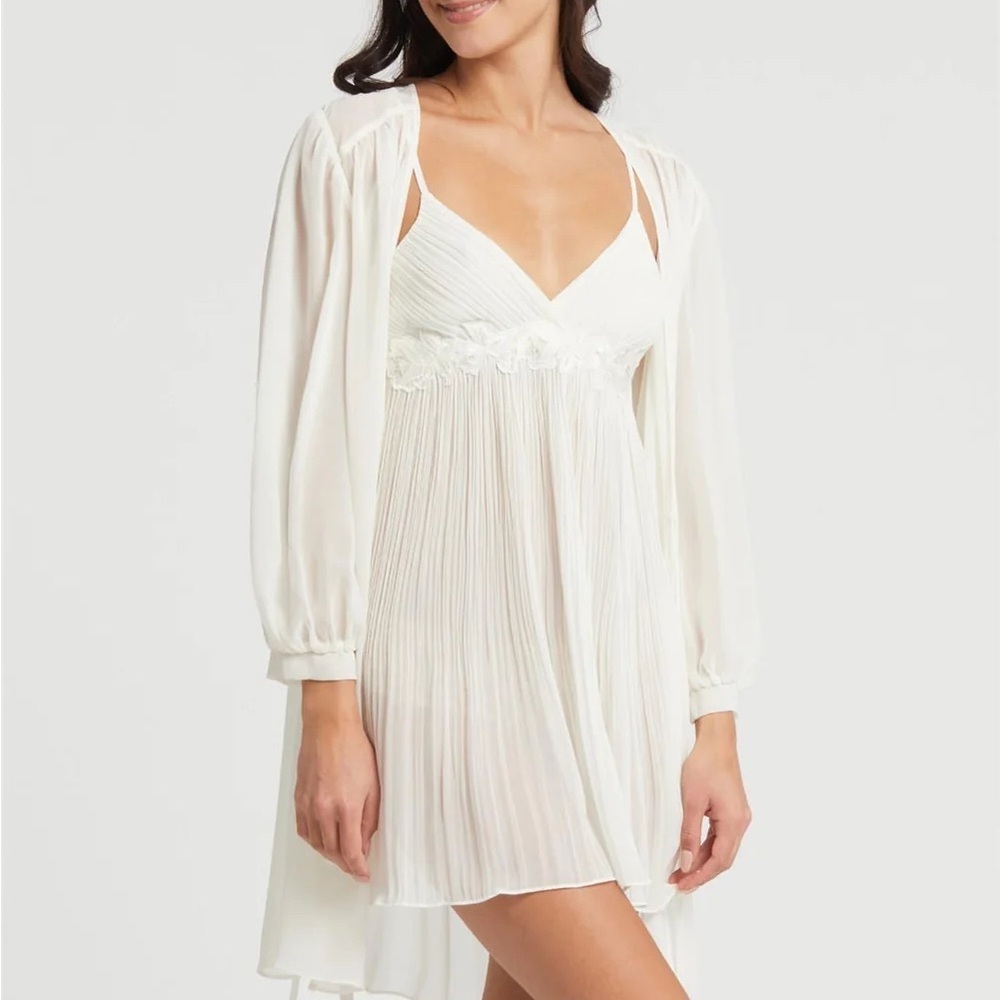 NWT True Love Chemise - Picture 2 of 3